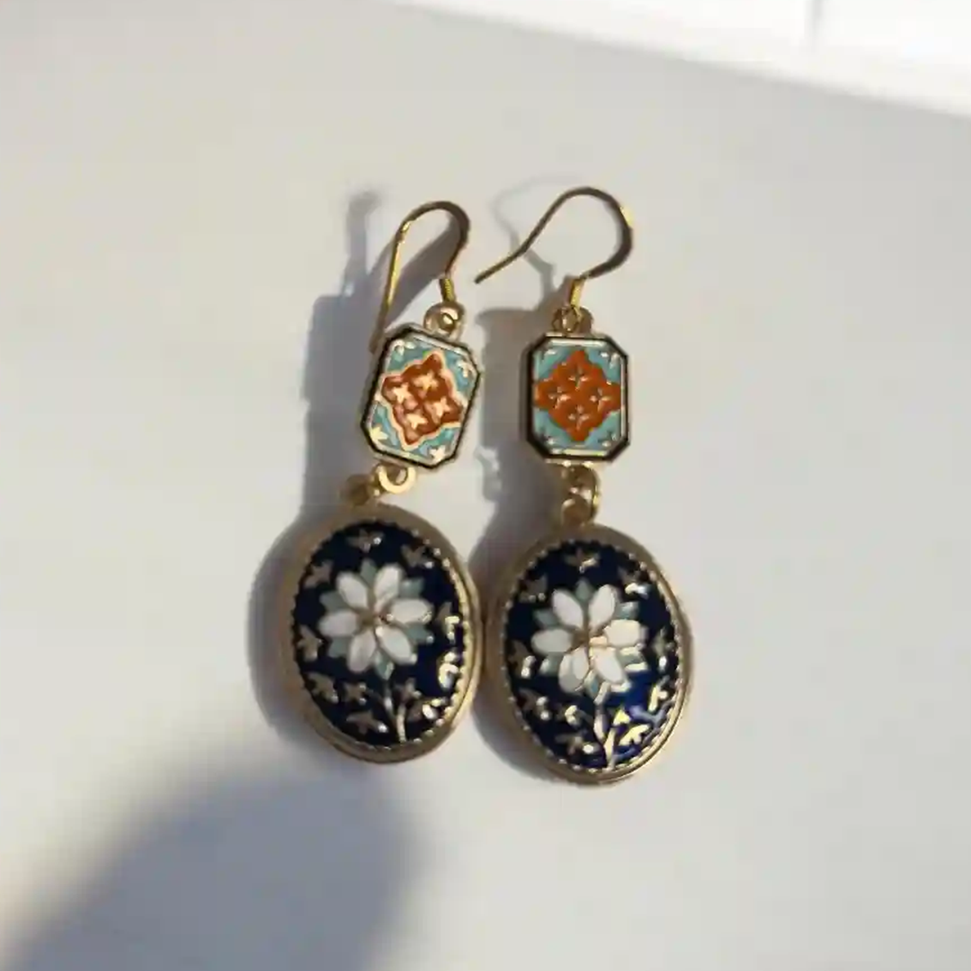 Vintage Inspired Dangle Earrings